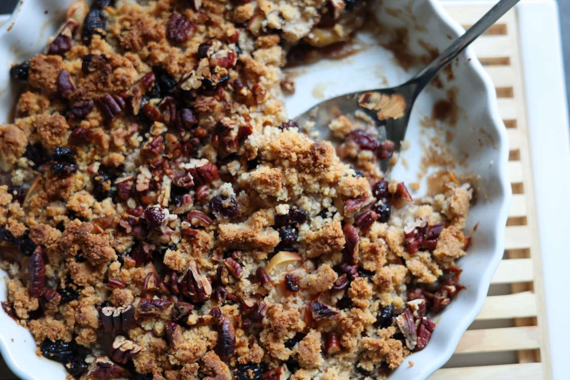 Apfel-Cranberry Crumble mit Maronencreme - passion patisserie