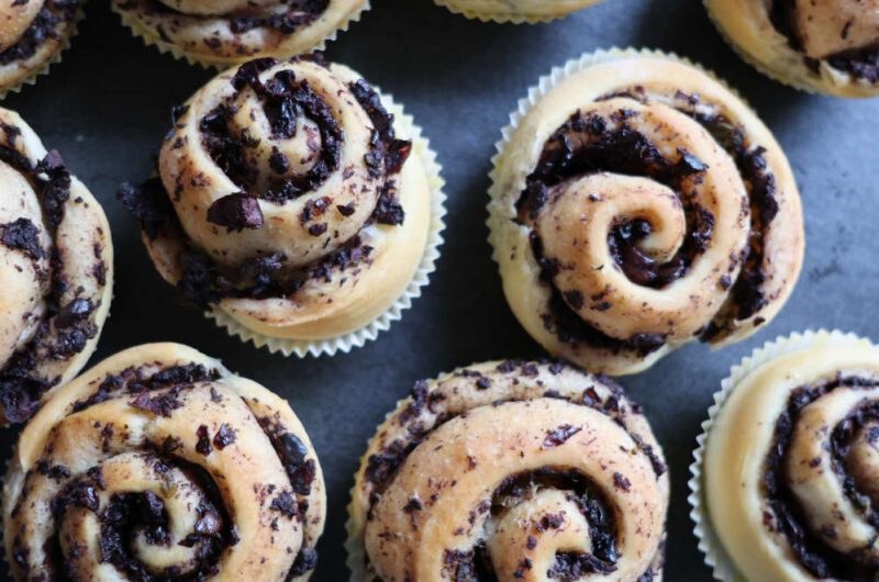 Hefeschnecken mit Tapenade