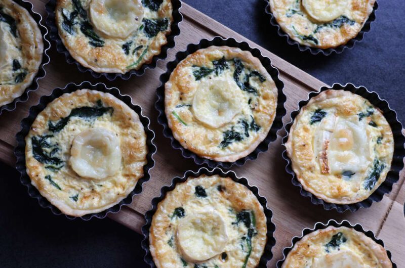 Blätterteig- Quiches mit Ziegenkäse