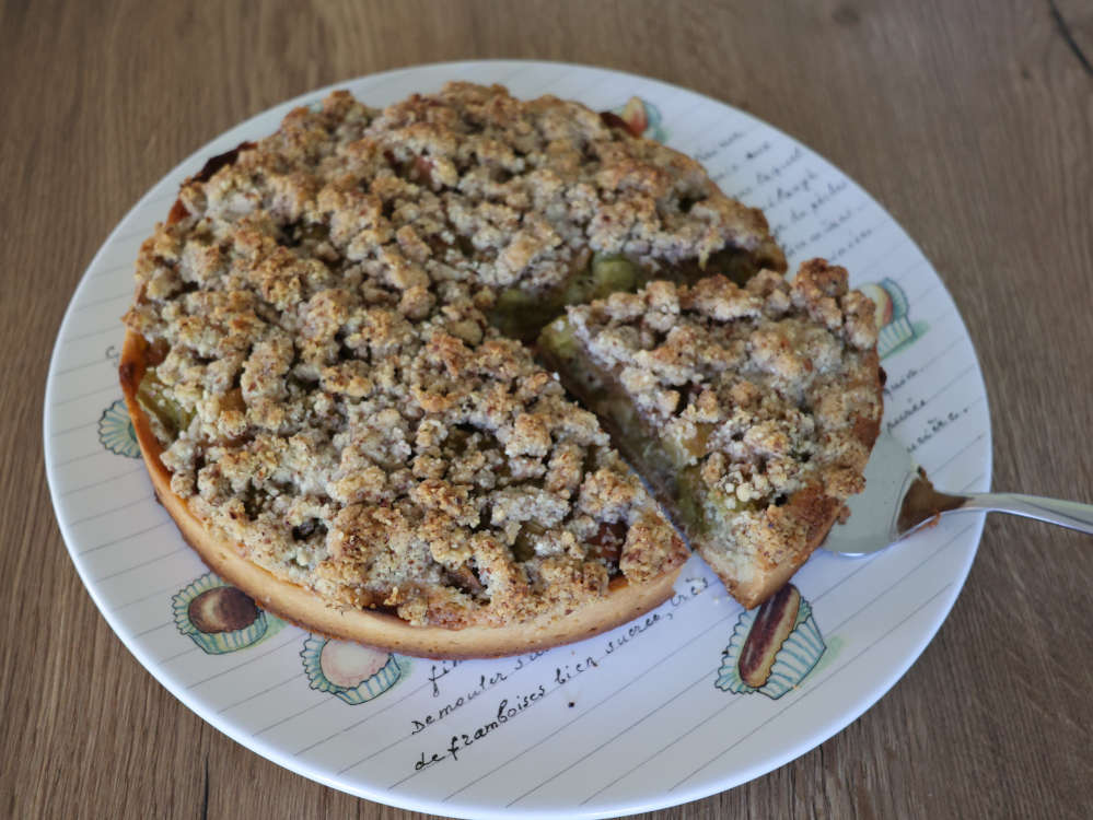 Rhabarber Tarte mit Streuseln