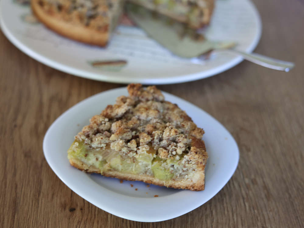 Rhabarber Tarte mit Streuseln